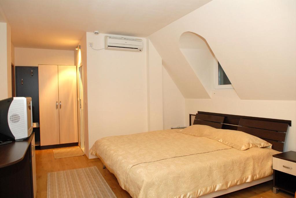Hotel Avis Sandanski Exteriör bild